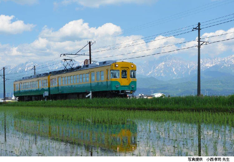 富山地鉄車両